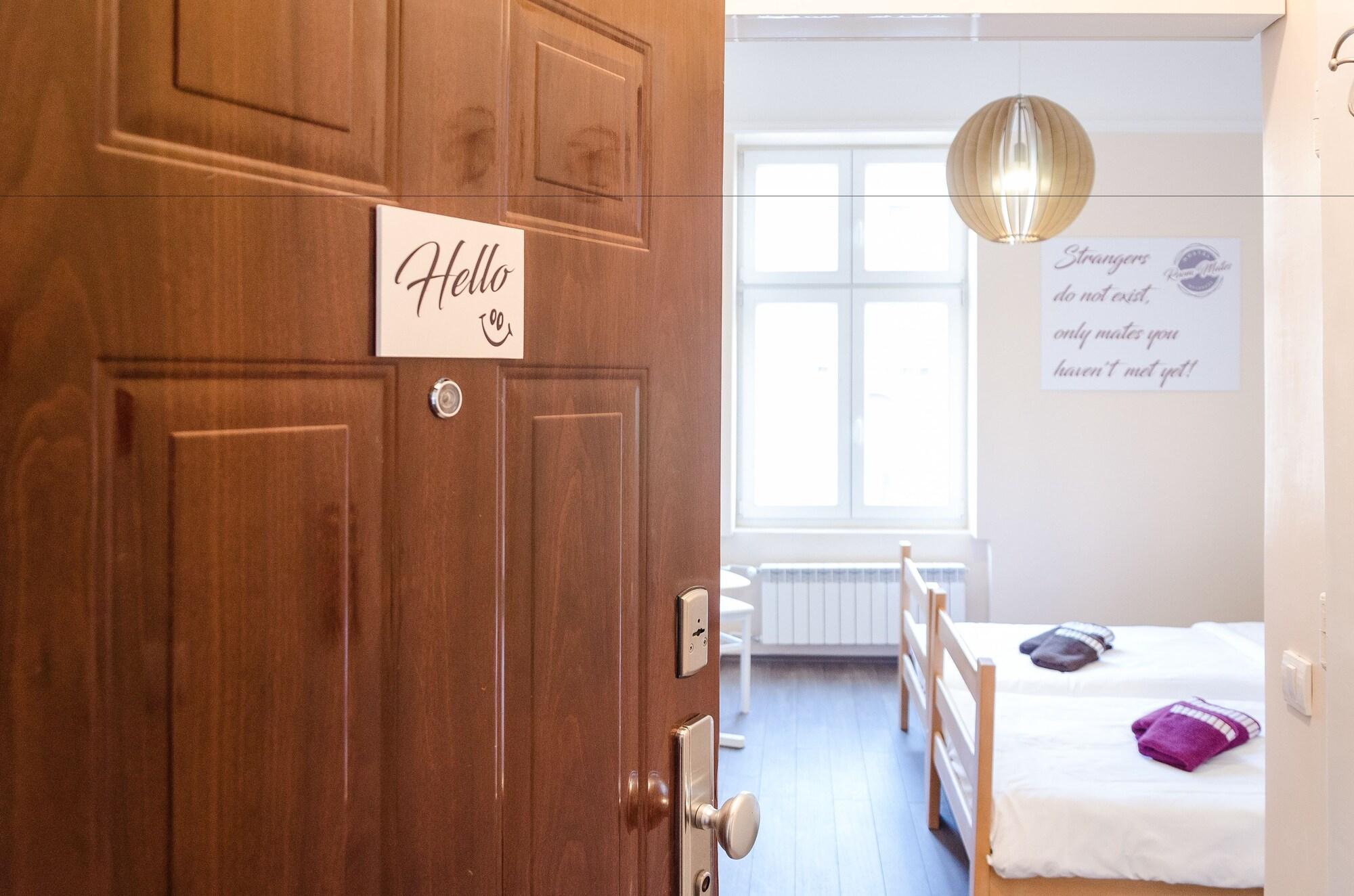 Roommates Hostel Beograd Eksteriør bilde