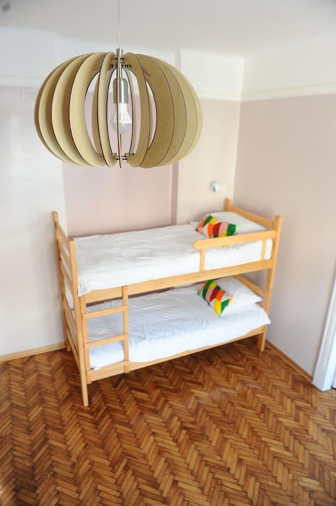 Roommates Hostel Beograd Eksteriør bilde