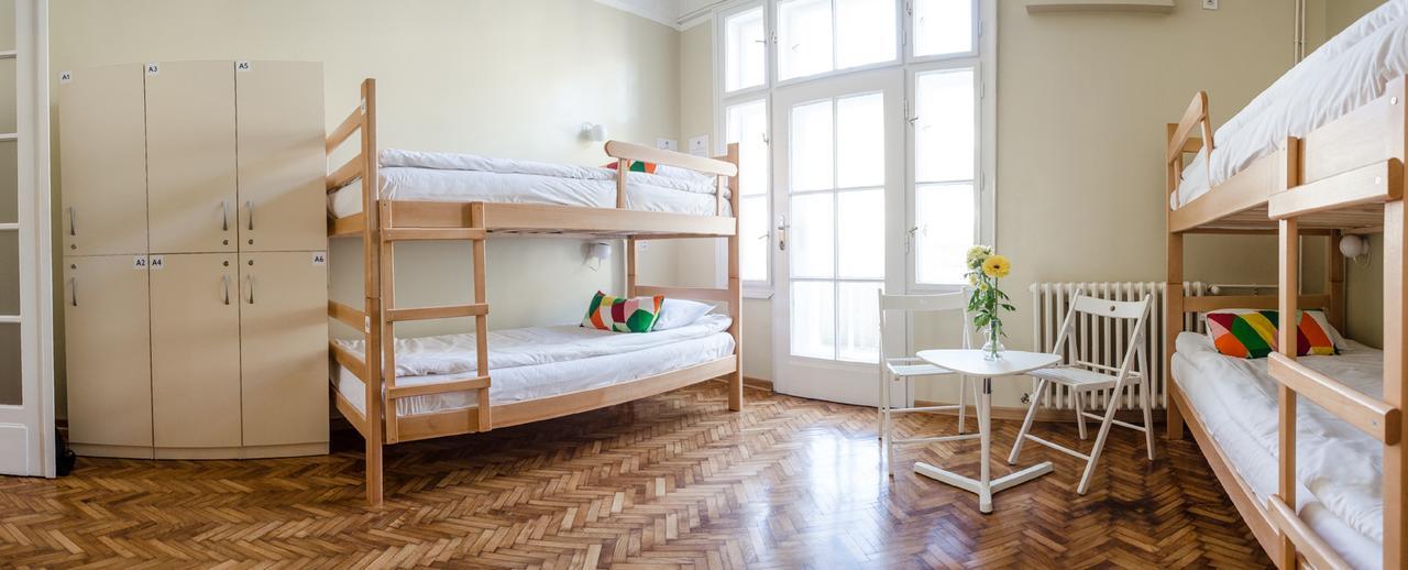 Roommates Hostel Beograd Eksteriør bilde