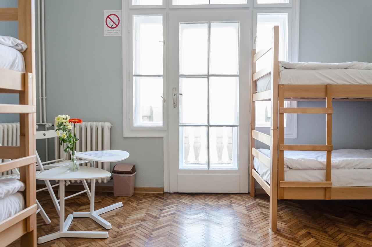 Roommates Hostel Beograd Eksteriør bilde