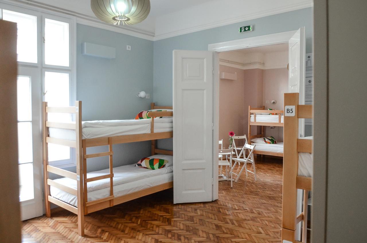 Roommates Hostel Beograd Eksteriør bilde