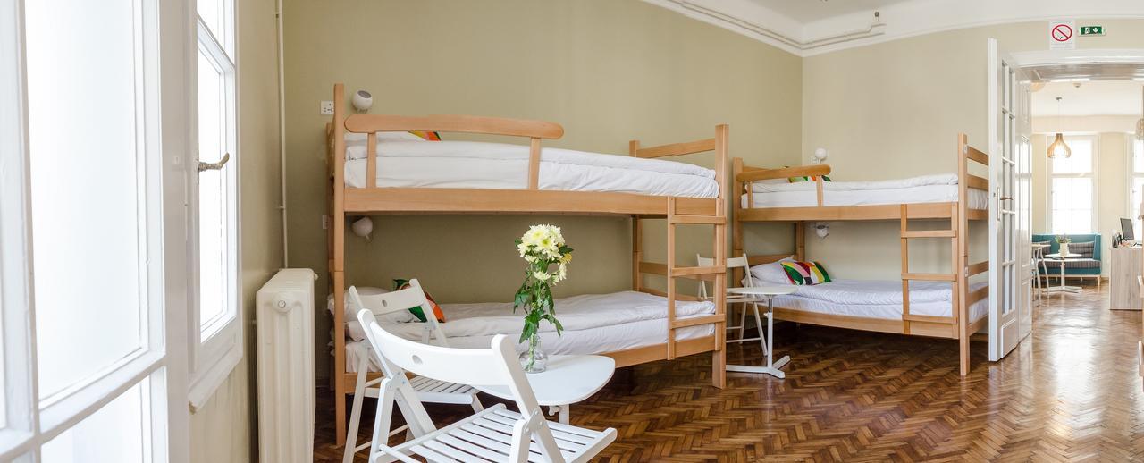 Roommates Hostel Beograd Eksteriør bilde